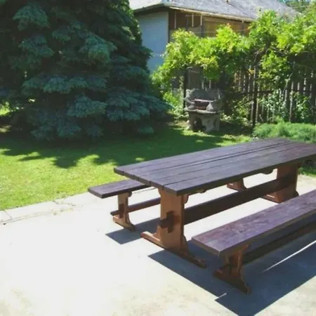 Gyongyvirag Vendeghaz * Balatonboglar