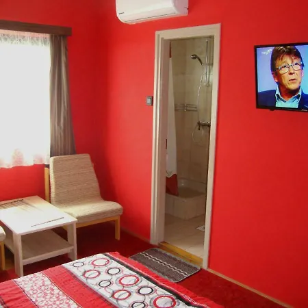 Gyongyvirag Vendeghaz Apartment Balatonboglar